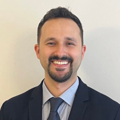 Dr. Erman Akkus