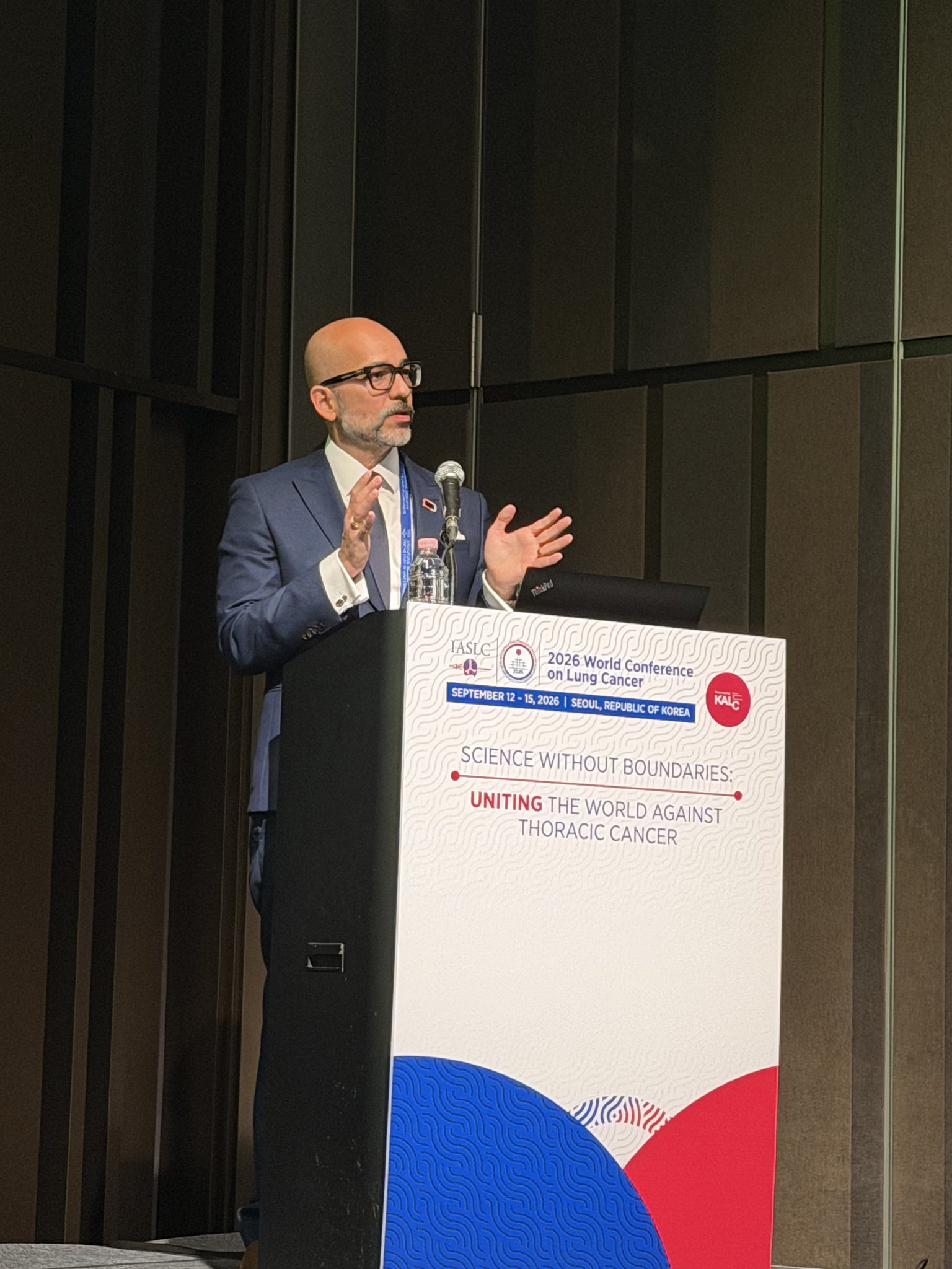 Kicked off the official programme of @IASLC #WCLC26 with the our 8:00am session 🌅 WS04 dis