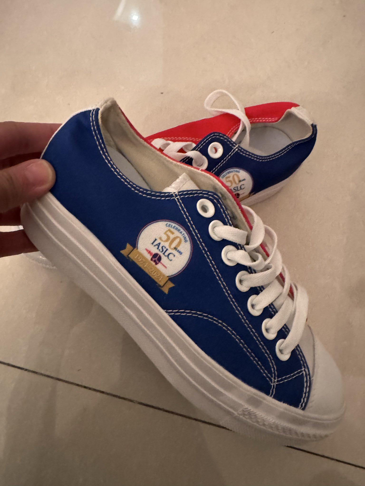 🏆 Challenge accepted: packing my @IASLC sneakers to Move, connect, and win prizes at #WCLC