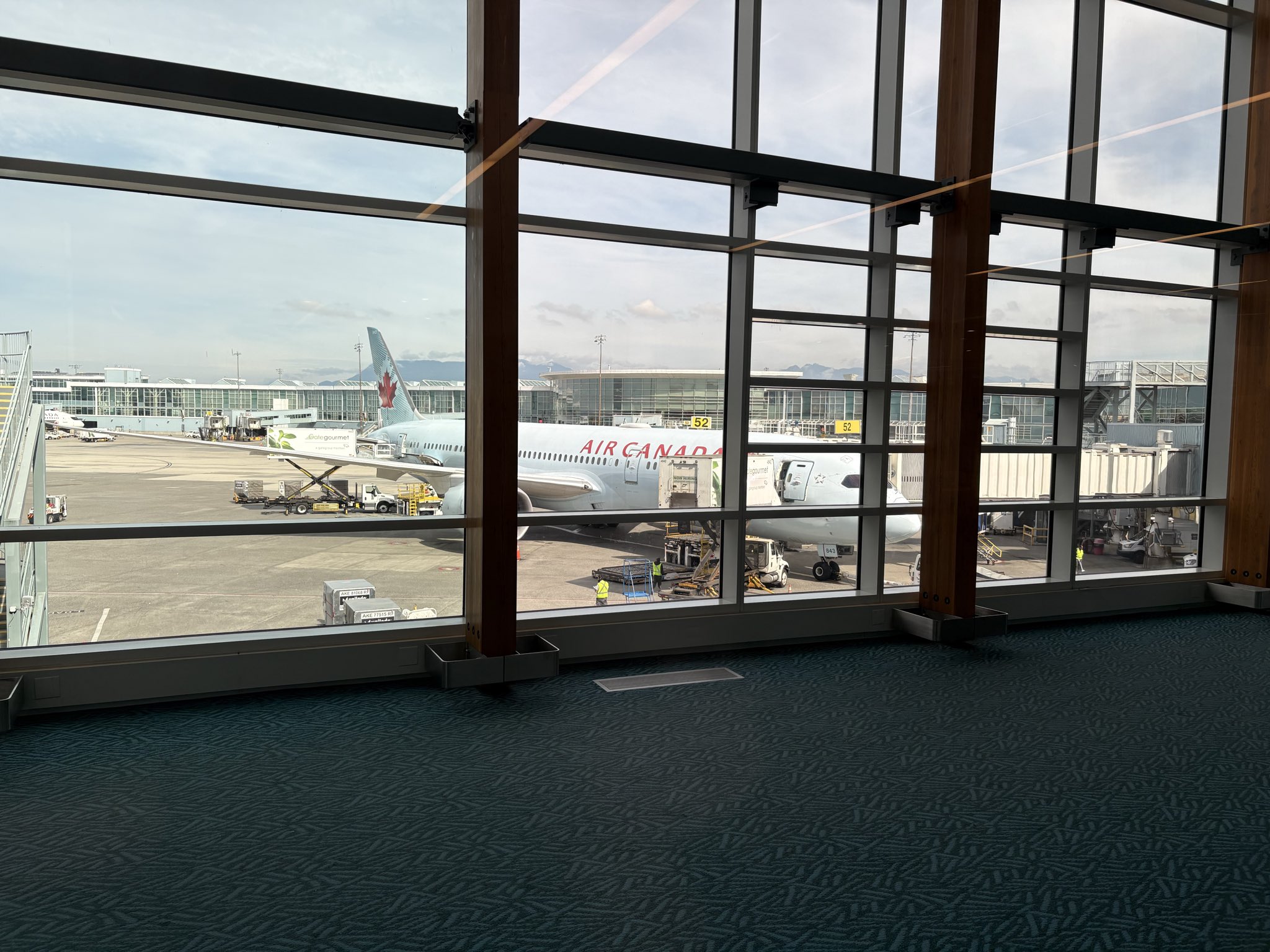 One more flight to get to @IASLC #WCLC26! YVR -> ICN with @AirCanada! https://t.co/JoEaJYI