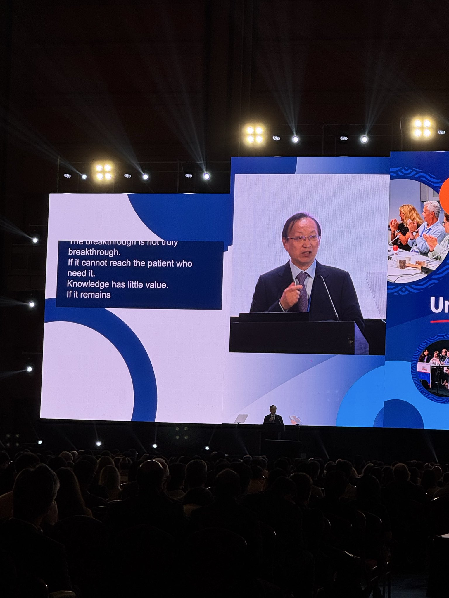 @IASLC #WCLC26 Plenary Session happening now. Dr. Caicun Zhou, @IASLC President, opened wi