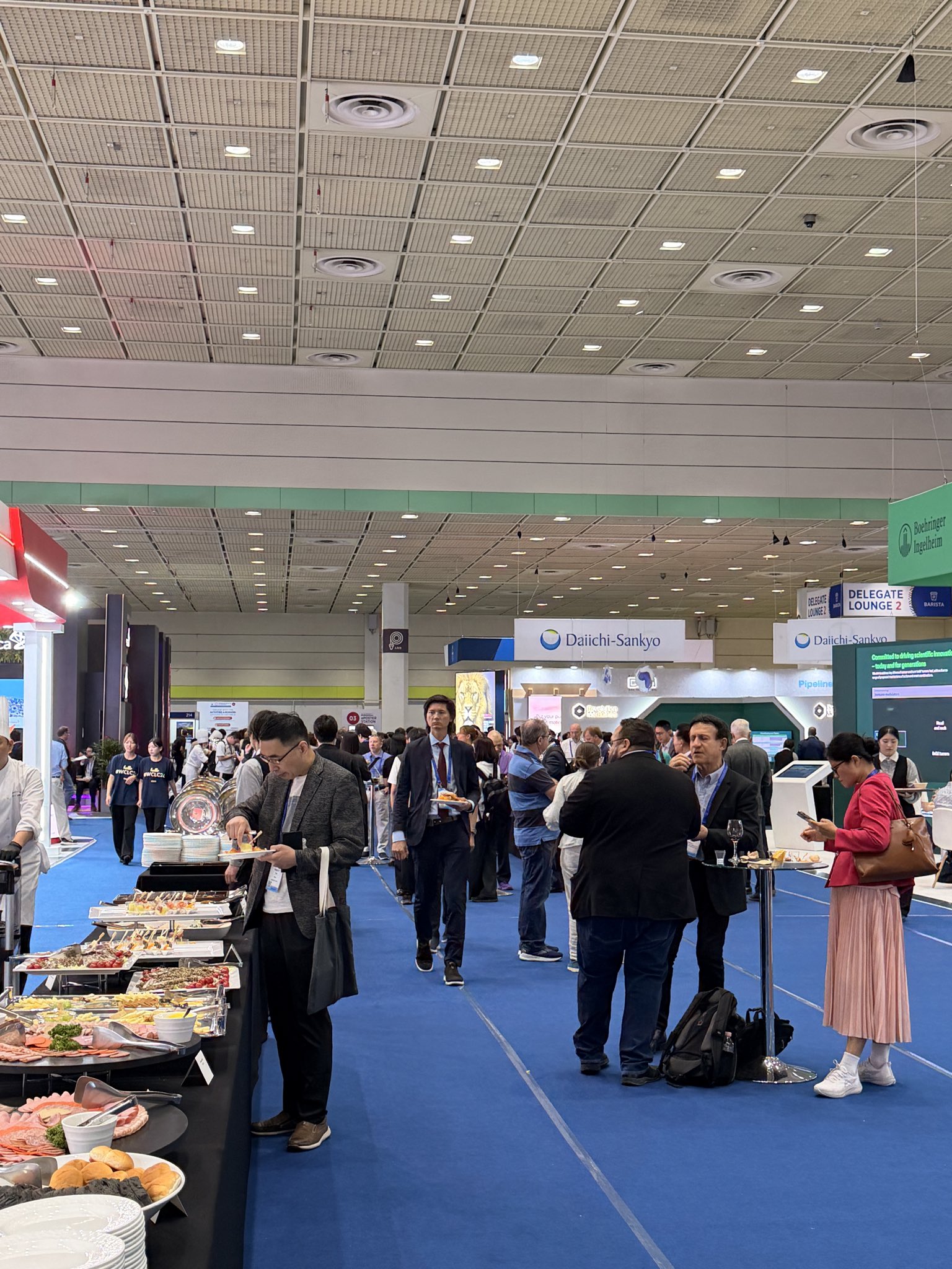 Wrapping up Day 1 of #WCLC26 at tonight’s Welcome Reception! 🍽️
A great evening of reconn