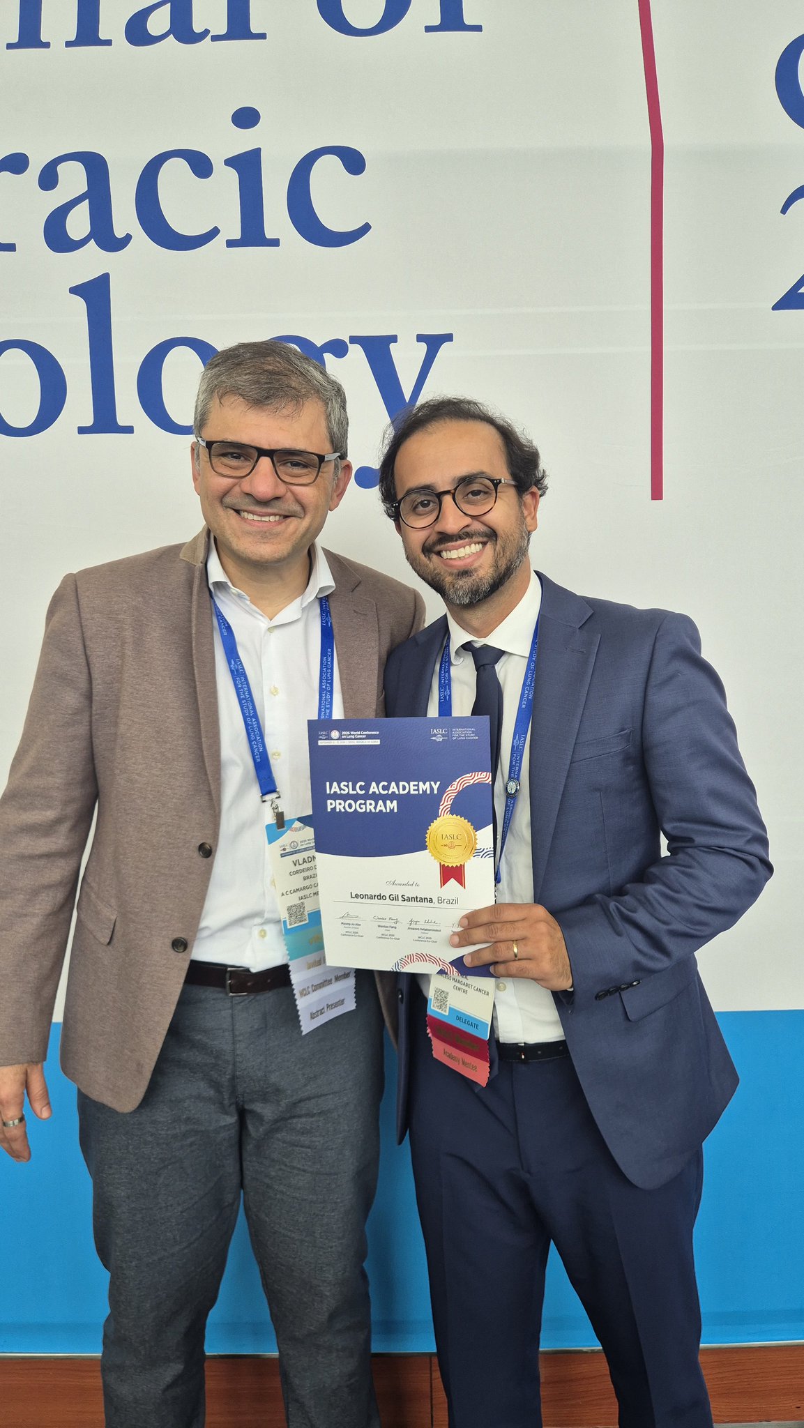 Proud to have completed the IASLC Academy Program at #WCLC26.
Grateful to @ClaudioVladmir