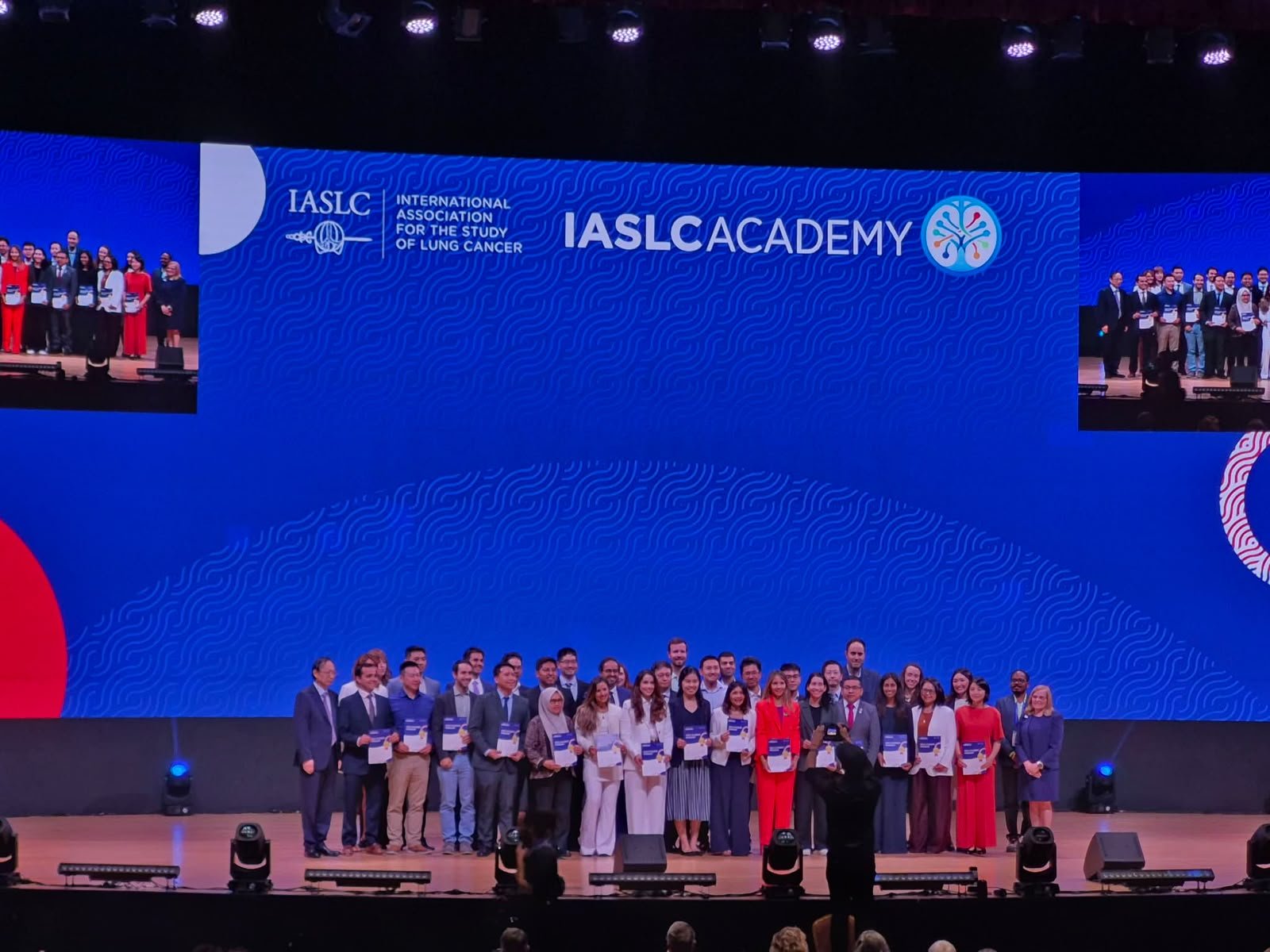 Proud to have completed the IASLC Academy Program at #WCLC26.
Grateful to @ClaudioVladmir