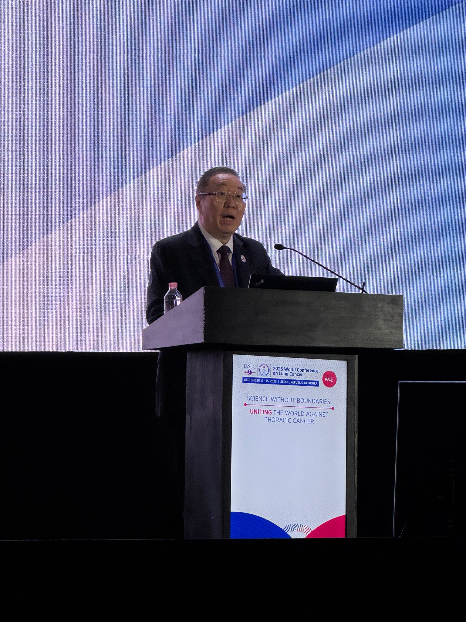 TAISHAN-302 WCLC 2026 slide shared by @StephenVLiu - Dr. Li Zhang presents results from TAISHAN-302: phase III study of tam