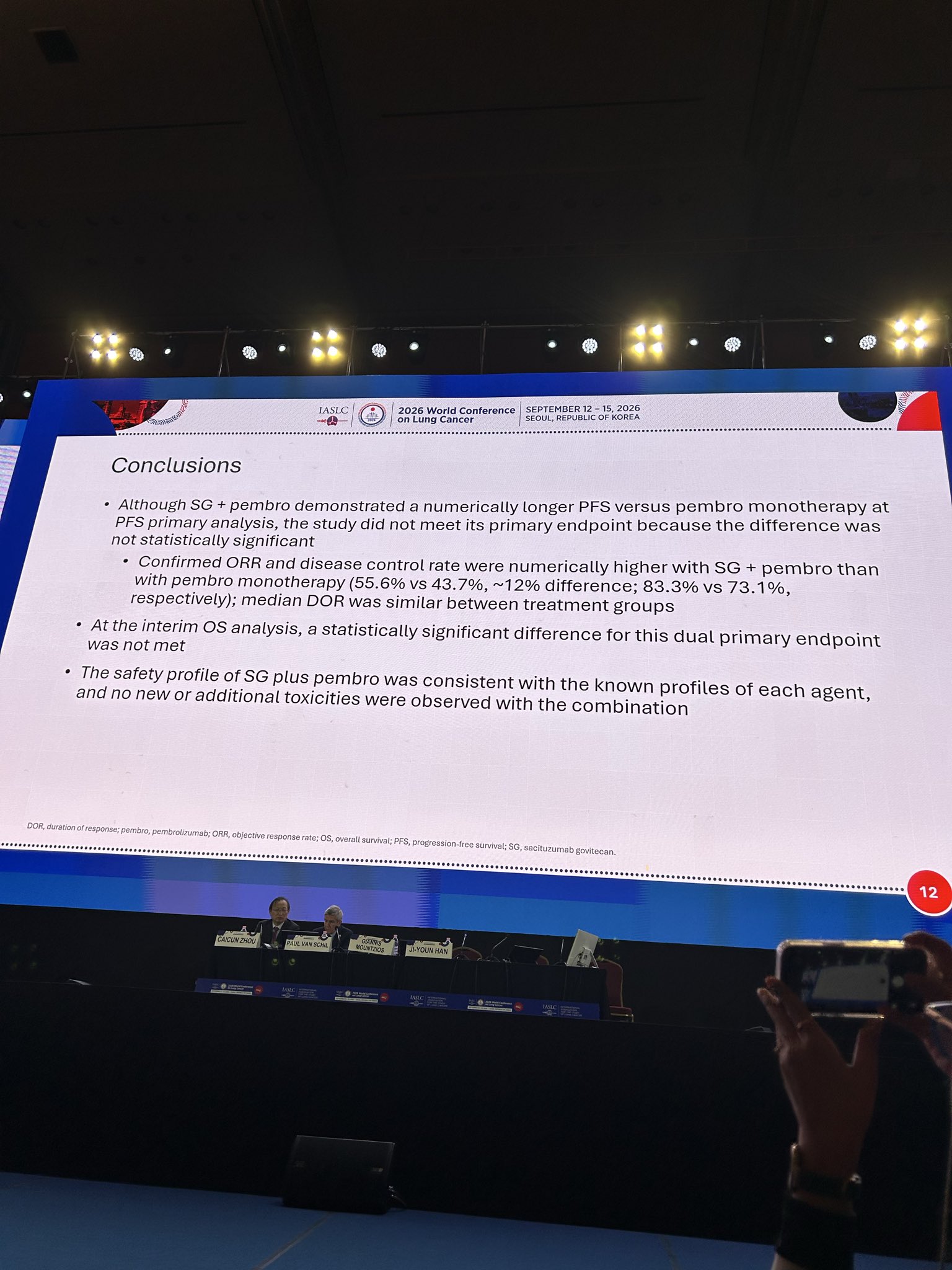 Dr. Giannis Mountzios @g_mountzios presented at @IASLC #WCLC26 the EVOKE-03 Phase 3 study