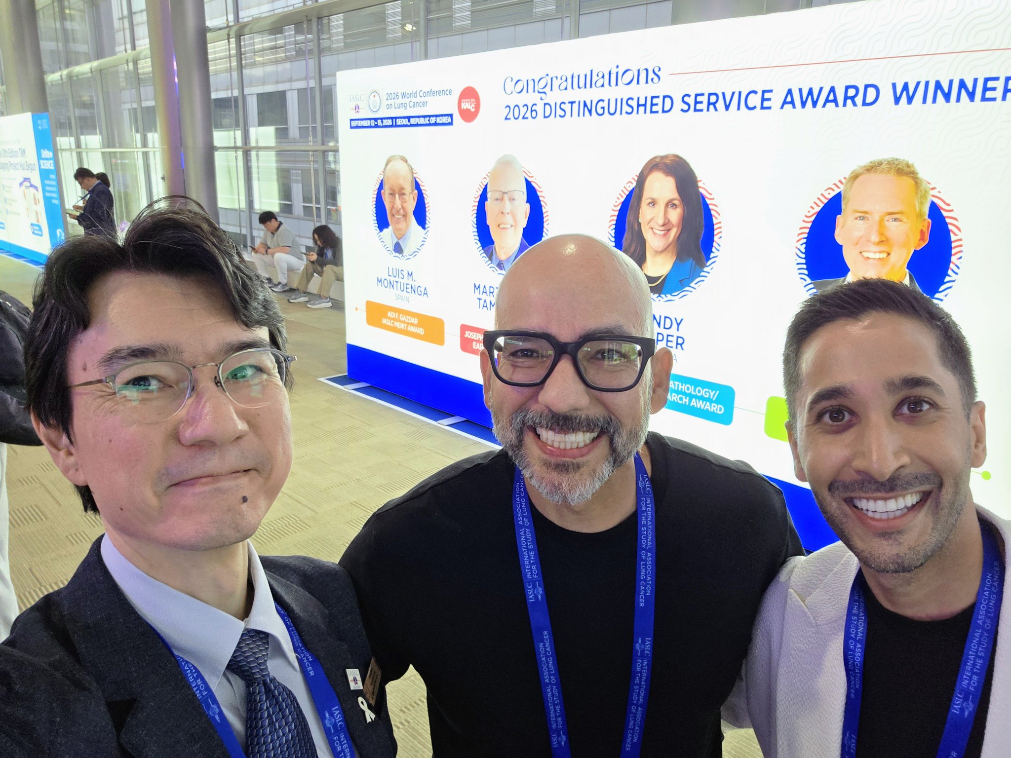🌟 #WCLC26 Meet🆙
🔥Secured 2️⃣ 🔝 #LCSM influencers🤣
🤝 @GlopesMd @lungoncdoc
@IASLC @OncoAler