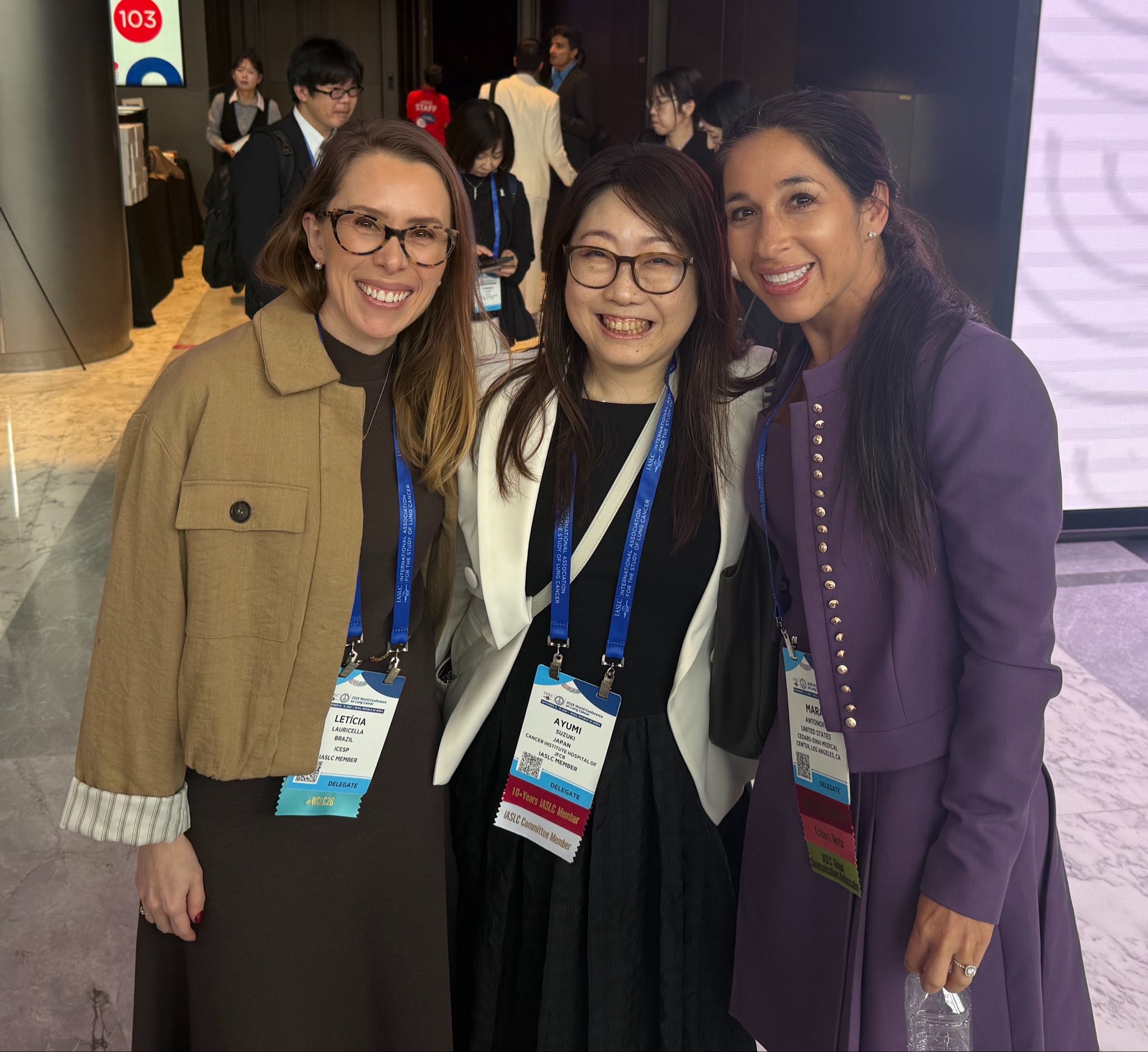Grateful to connect with other women thoracic surgeons from around the world at #wclc26. T