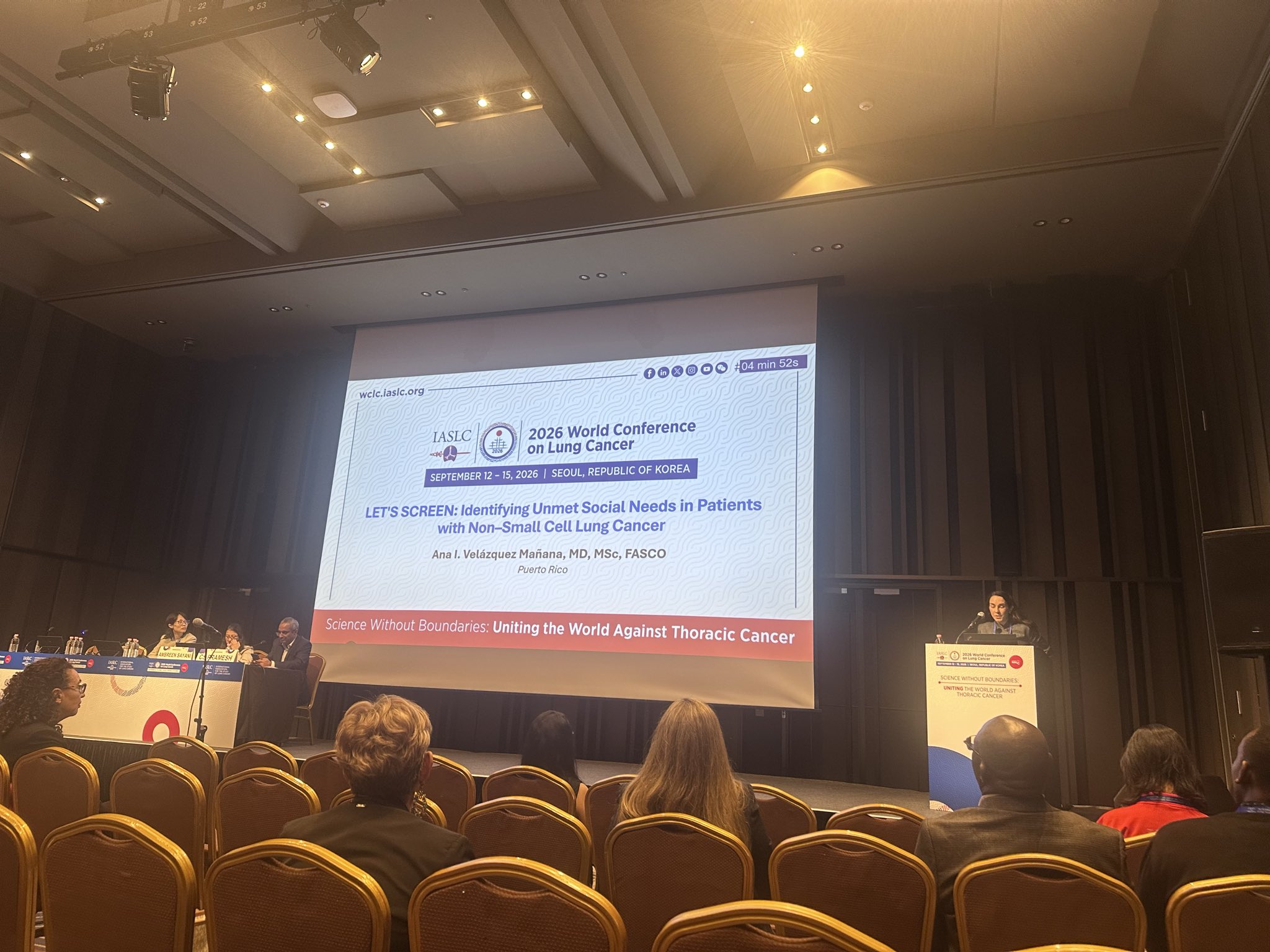 Important study presented by @AnaVManana- outside the exam room our patients have many soc