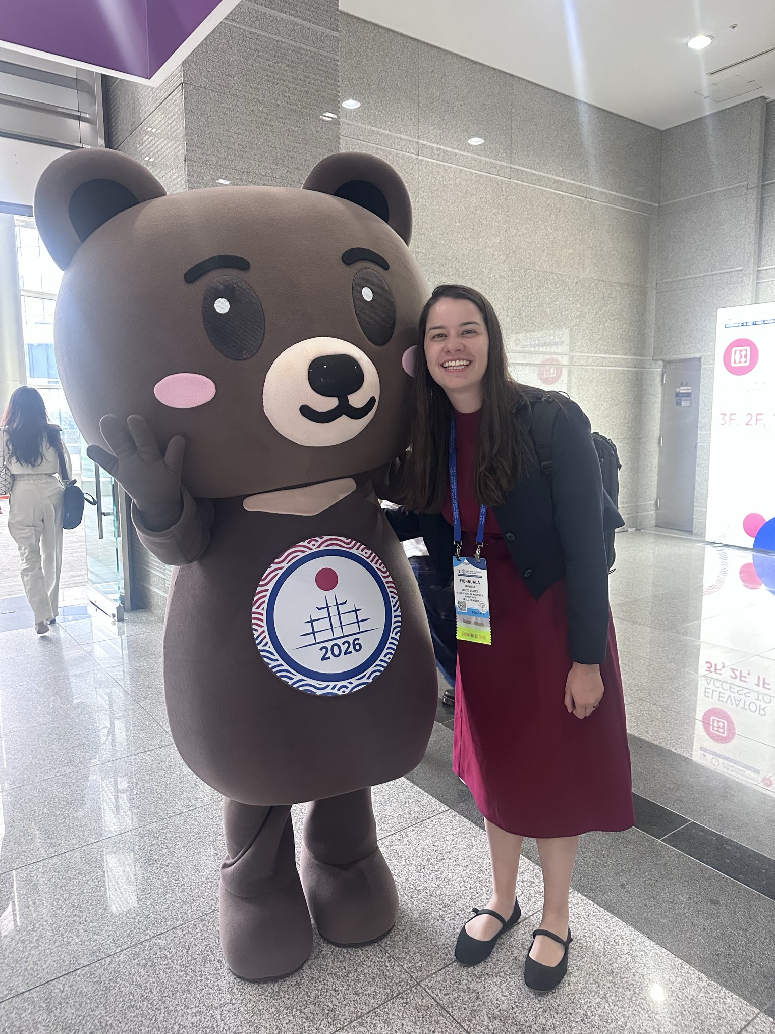 I am @FionnualaCrowle, thoracic oncologist from @TischCancer and I will be bringing you th