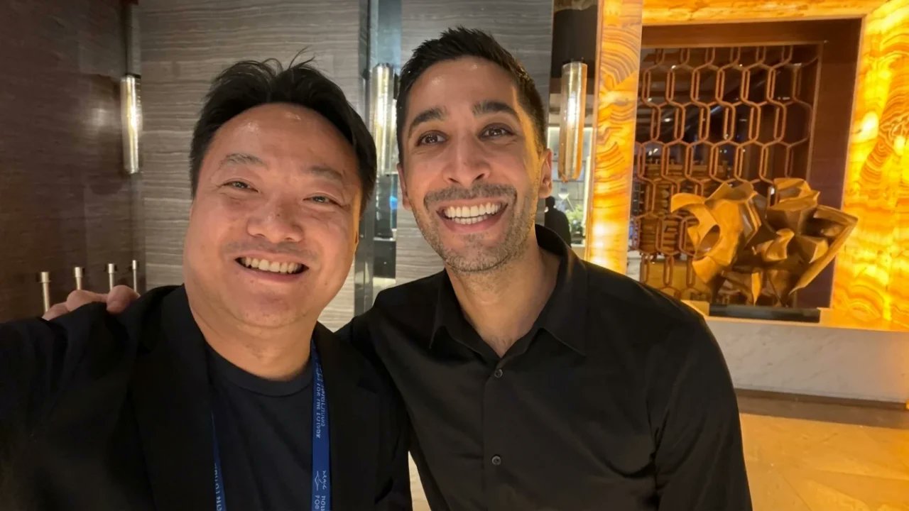 @herbloong @lungoncdoc @IASLC Great Connecting With Eric K. Singhi at WCLC26 - Herbert Loo